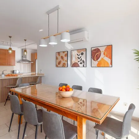 Veintidos, * Плайя-Бланка