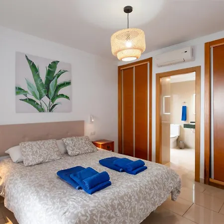 Villa Veintidos, *