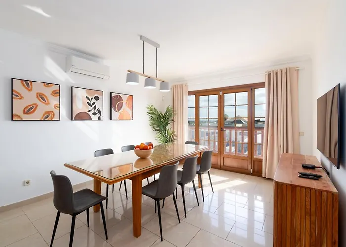 Veintidos, * Playa Blanca